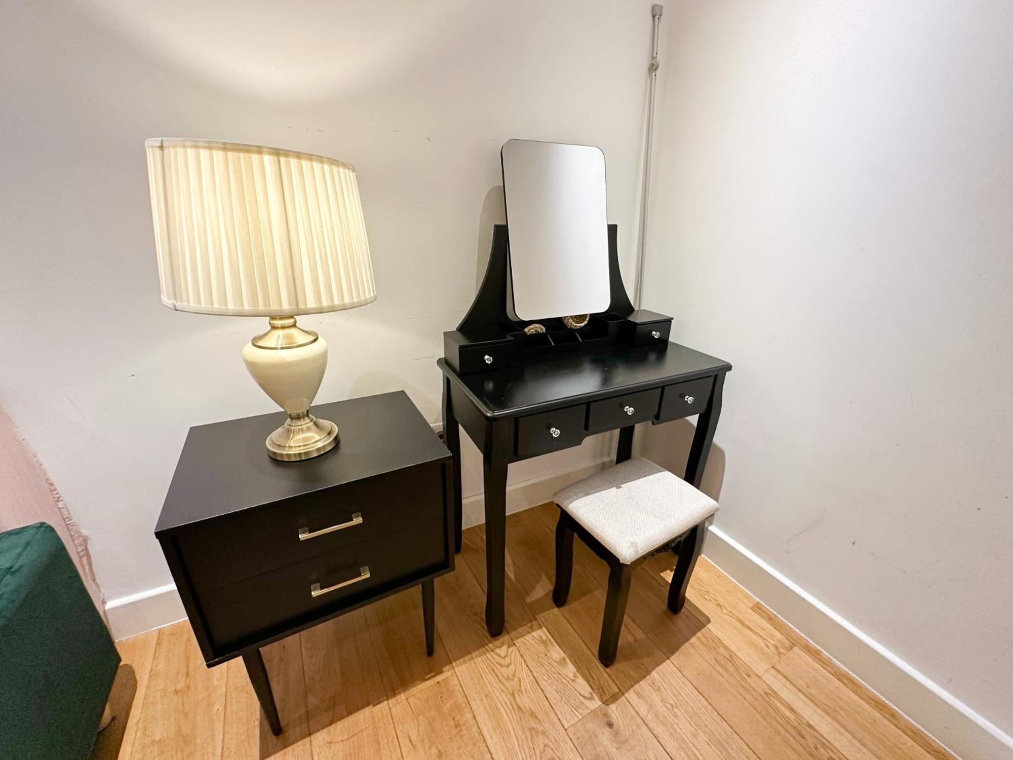 Chic 3 Bedroom Flat With Private Terrace In Holloway Near Finsbury Park London Eksteriør billede